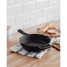 Сковорода чавунна Brizoll М2660Р (26 см)